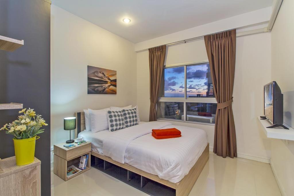 Chic Condo By Resava Karon Εξωτερικό φωτογραφία