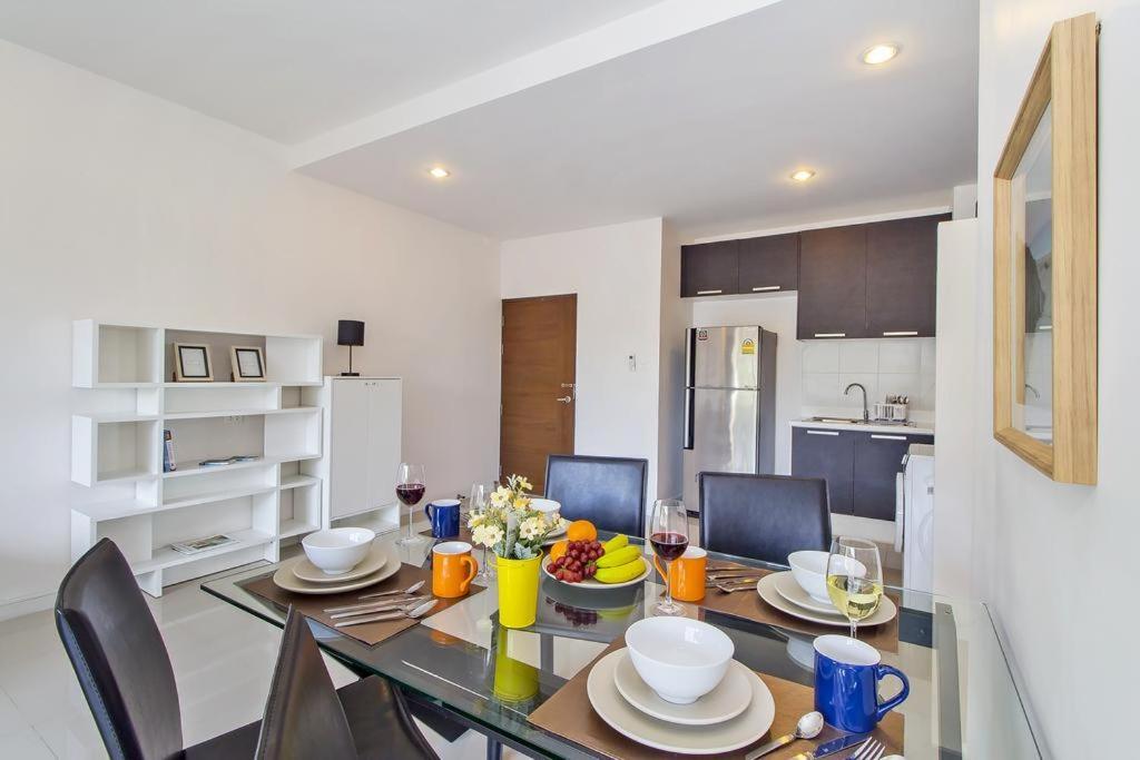 Chic Condo By Resava Karon Εξωτερικό φωτογραφία