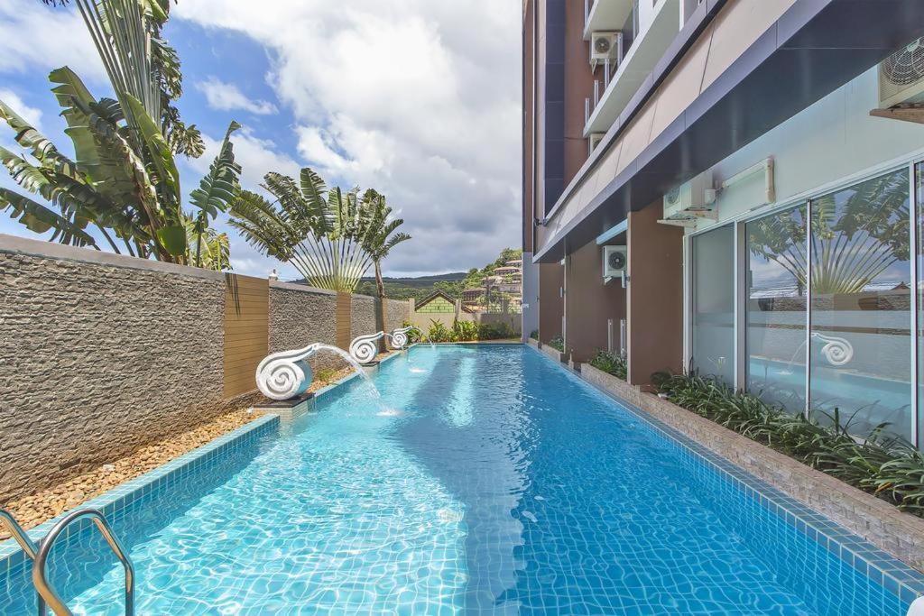 Chic Condo By Resava Karon Εξωτερικό φωτογραφία